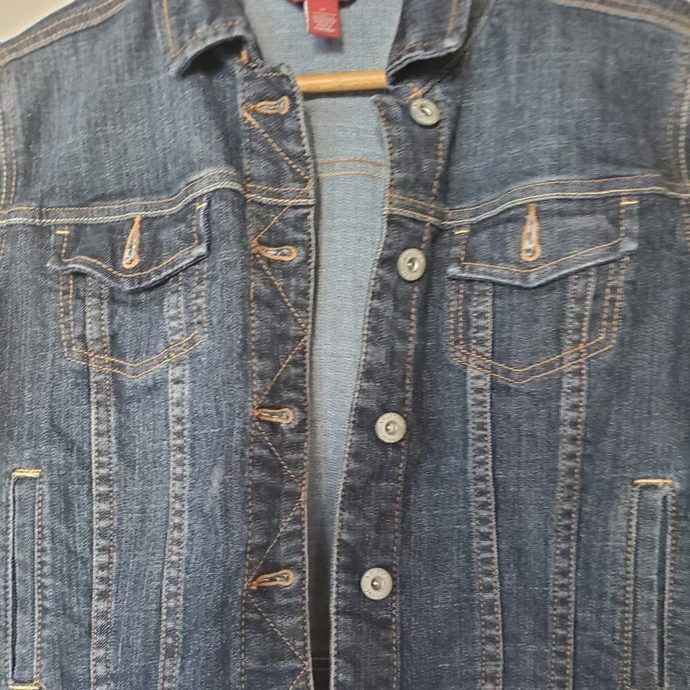 Arizona Jeans Dark Wash Juniors Crop Jean Jacket - Picture 2 of 6